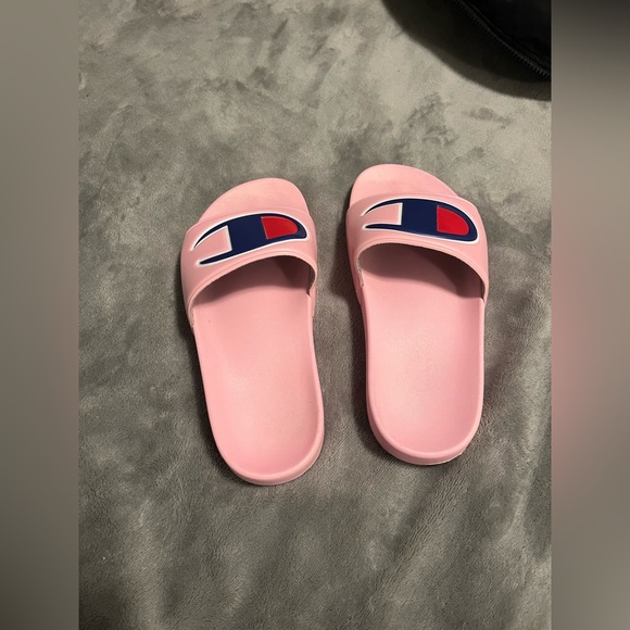 Pink Champion slides - Picture 5 of 5